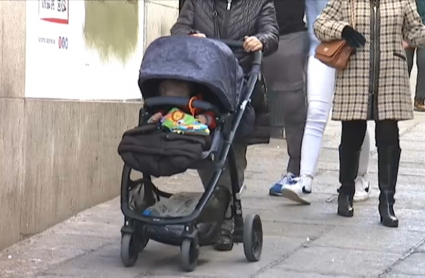 Carrito de bebé por la calle