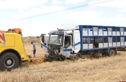 Retirada del camión accidentado