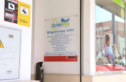 Fachada de una clínica CLINIVEX en Badajoz 