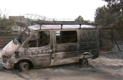 Furgoneta quemada por incendio en Villanueva de la Vera