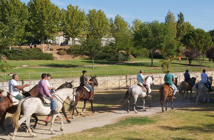 Ruta a caballo en recuerdo de las víctimas de la riada de Badajoz