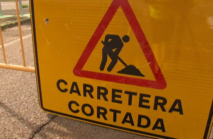 Señal de carretera cortada