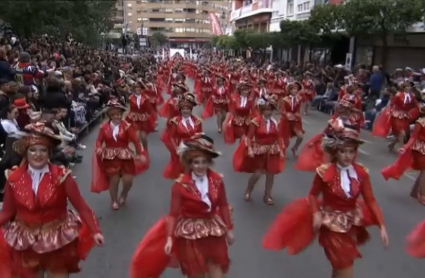 Desfile de comparsas del carnaval de Badajoz 2023