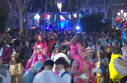 Gran ambiente de Carnaval en Badajoz